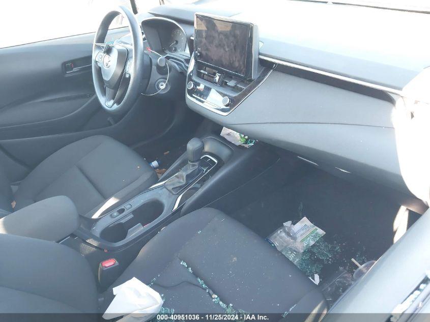 TOYOTA COROLLA LE 2024