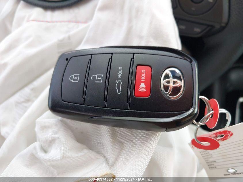 TOYOTA COROLLA LE 2024