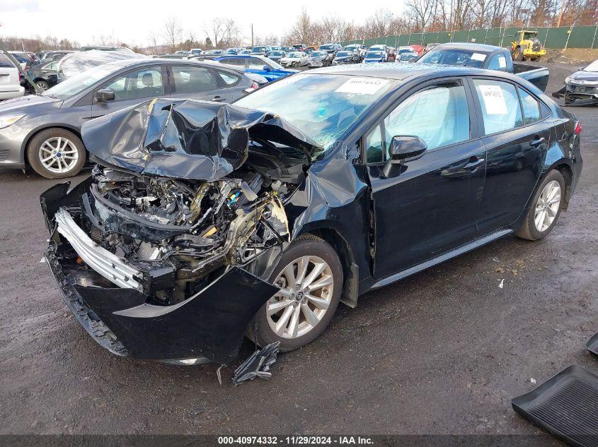 TOYOTA COROLLA LE 2024