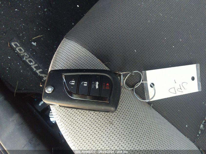 TOYOTA COROLLA LE 2024