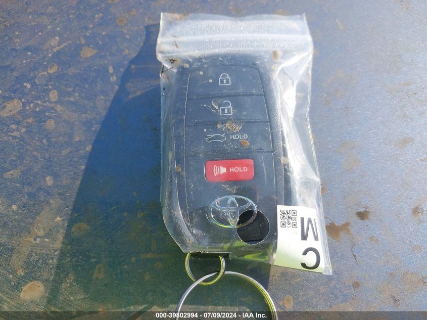 TOYOTA COROLLA LE 2024