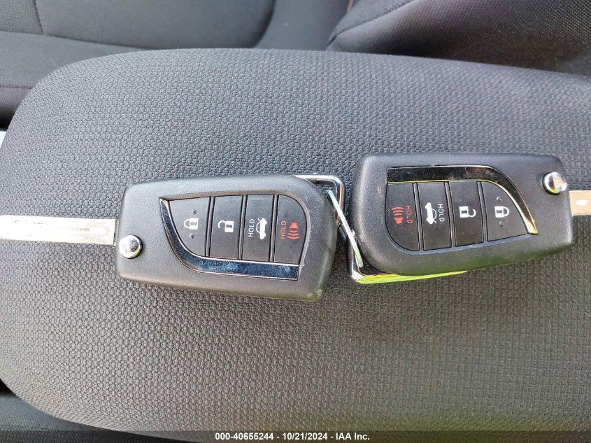 TOYOTA COROLLA LE 2022