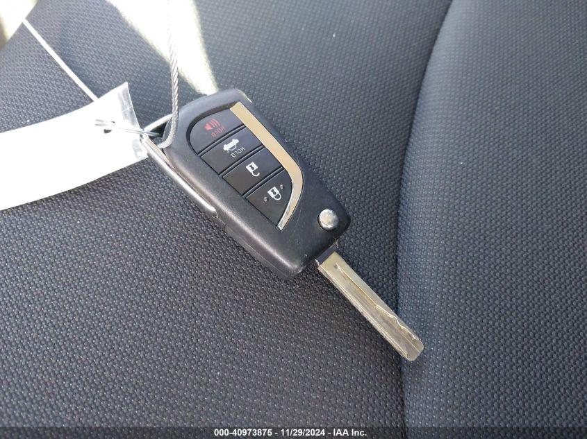 TOYOTA COROLLA LE 2022