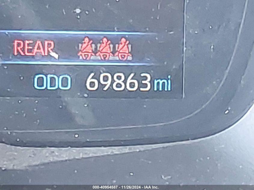 TOYOTA COROLLA LE 2022