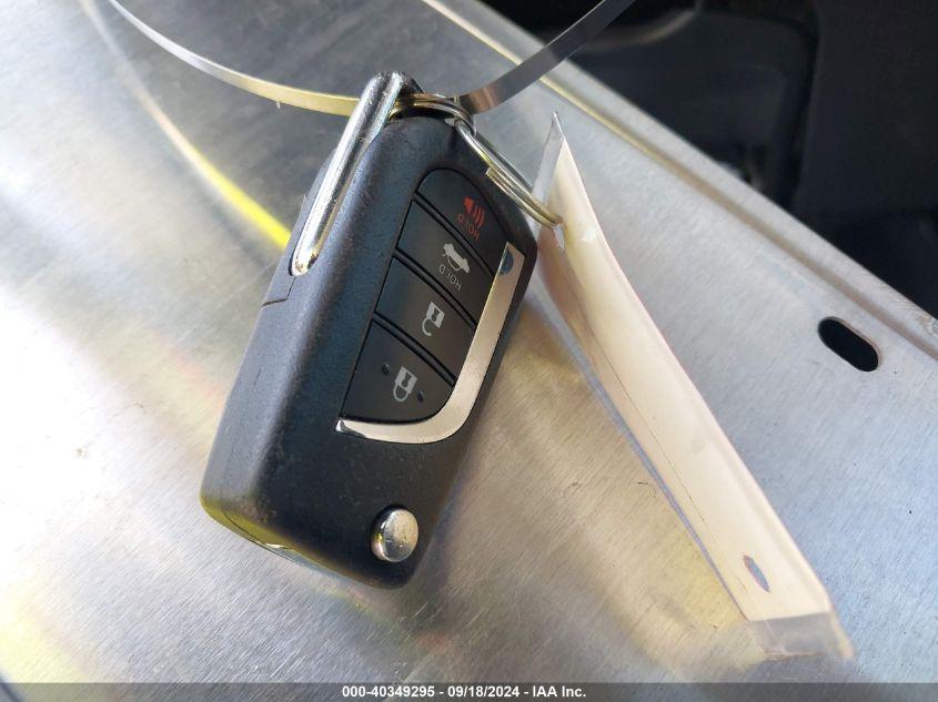 TOYOTA COROLLA LE 2022