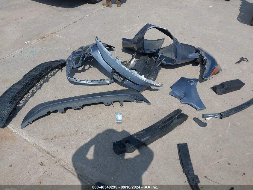 TOYOTA COROLLA LE 2022