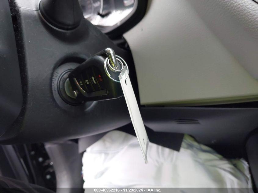 TOYOTA COROLLA LE 2021