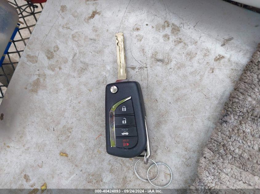 TOYOTA COROLLA LE 2022