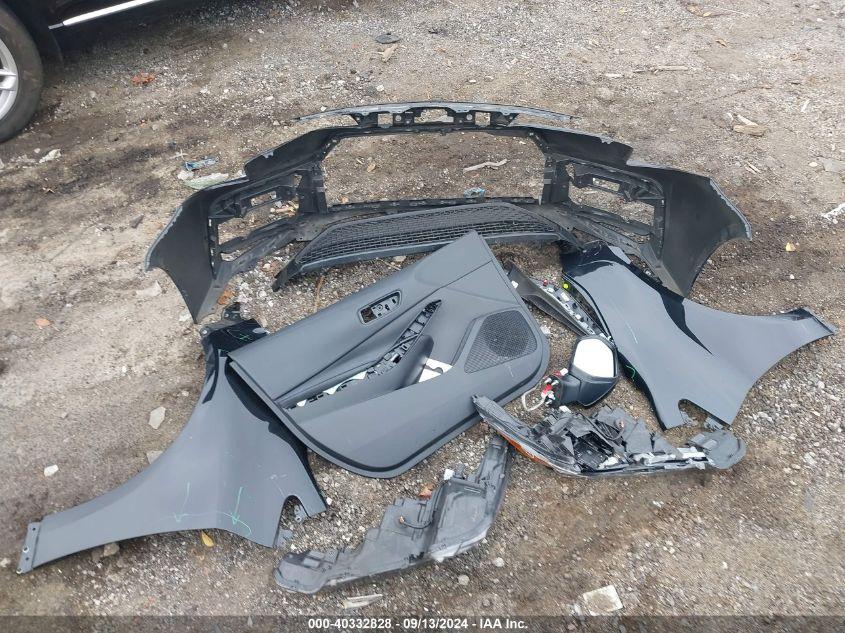 TOYOTA COROLLA SE NIGHTSHADE 2022