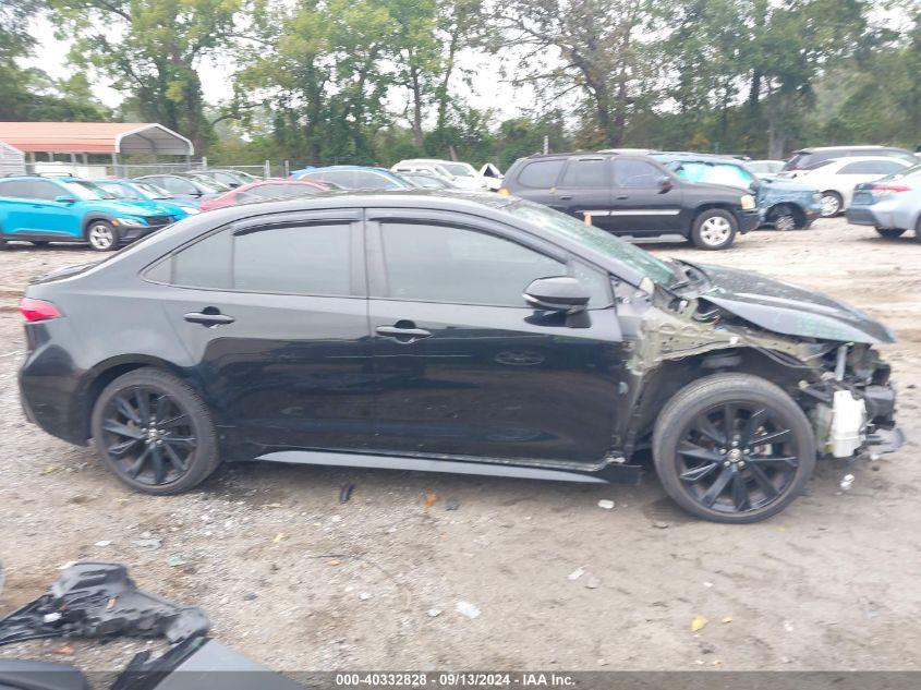 TOYOTA COROLLA SE NIGHTSHADE 2022