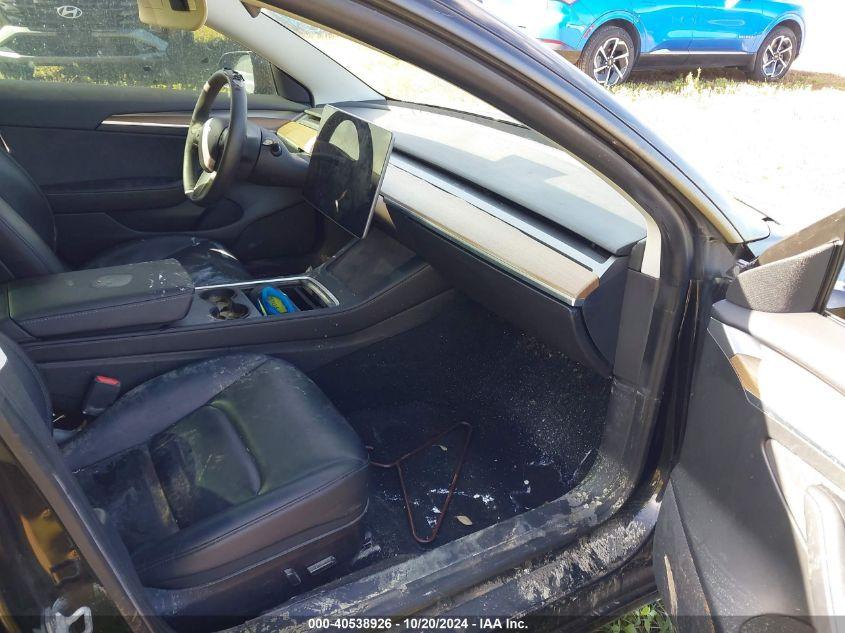 TESLA MODEL 3 STANDARD RANGE PLUS REAR-WHEEL DRIVE 2021