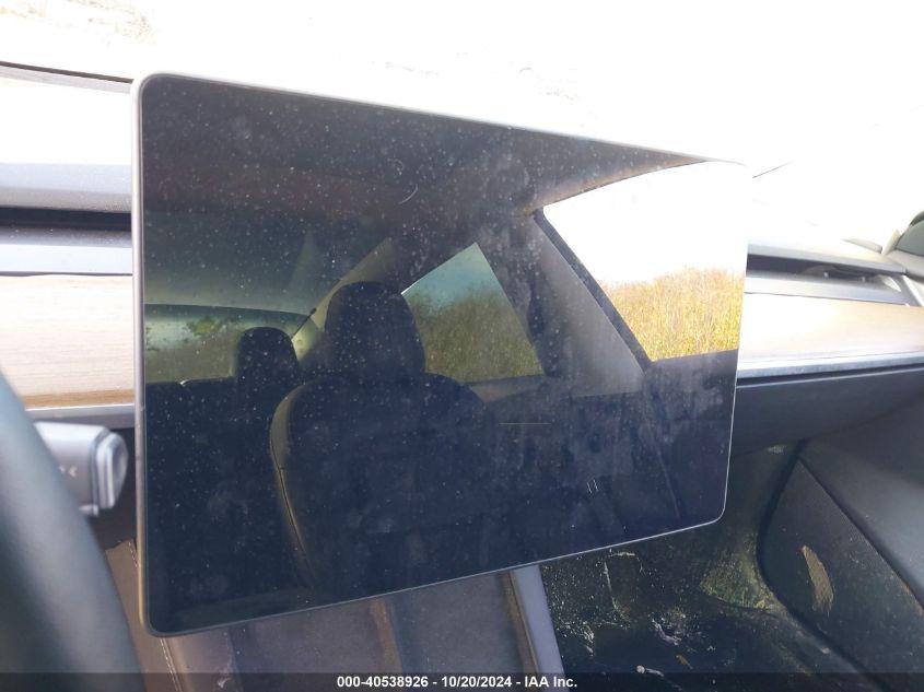 TESLA MODEL 3 STANDARD RANGE PLUS REAR-WHEEL DRIVE 2021