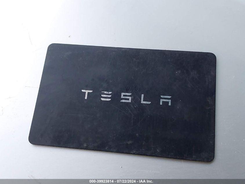 TESLA MODEL 3 REAR-WHEEL DRIVE 2022