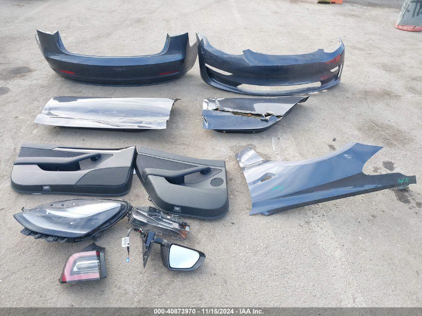 TESLA MODEL 3 REAR-WHEEL DRIVE 2023