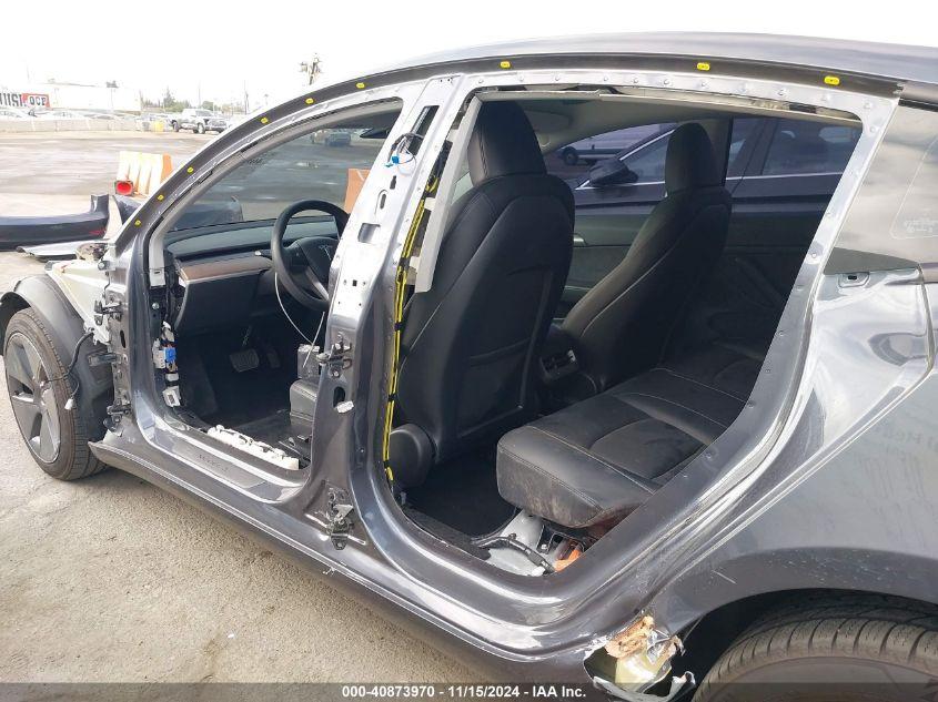 TESLA MODEL 3 REAR-WHEEL DRIVE 2023