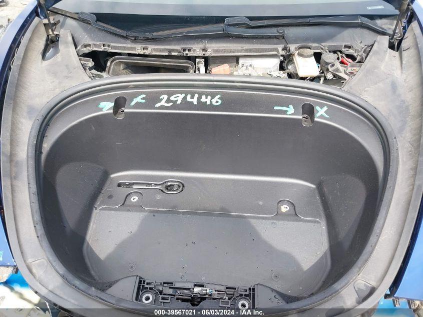 TESLA MODEL 3 STANDARD RANGE PLUS REAR-WHEEL DRIVE/STANDARD RANGE REA 2020