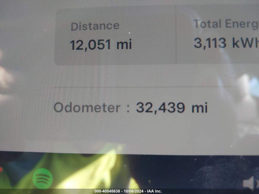 TESLA MODEL 3 REAR-WHEEL DRIVE 2022