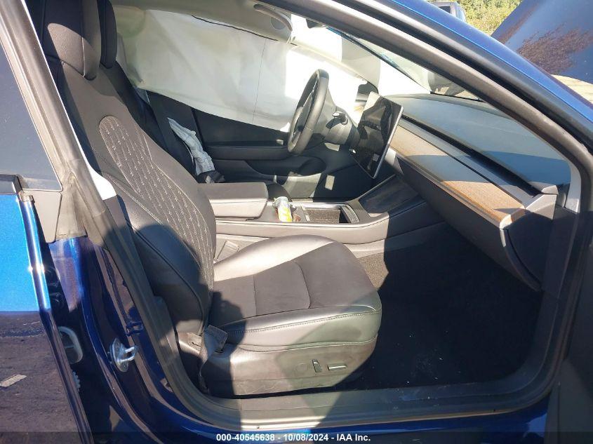 TESLA MODEL 3 REAR-WHEEL DRIVE 2022