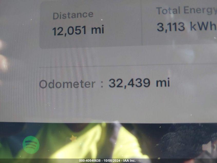 TESLA MODEL 3 REAR-WHEEL DRIVE 2022