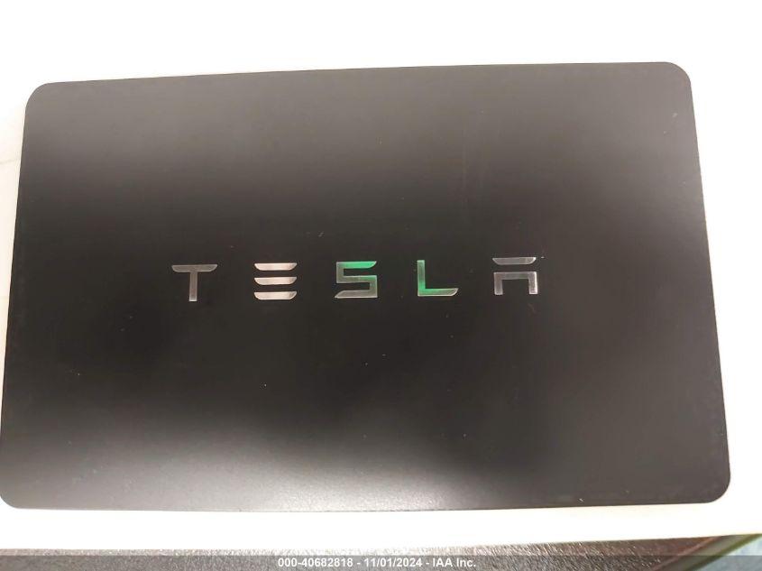 TESLA MODEL 3 REAR-WHEEL DRIVE 2023