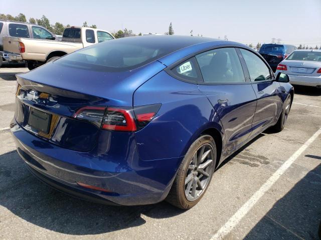 TESLA MODEL 3  2022