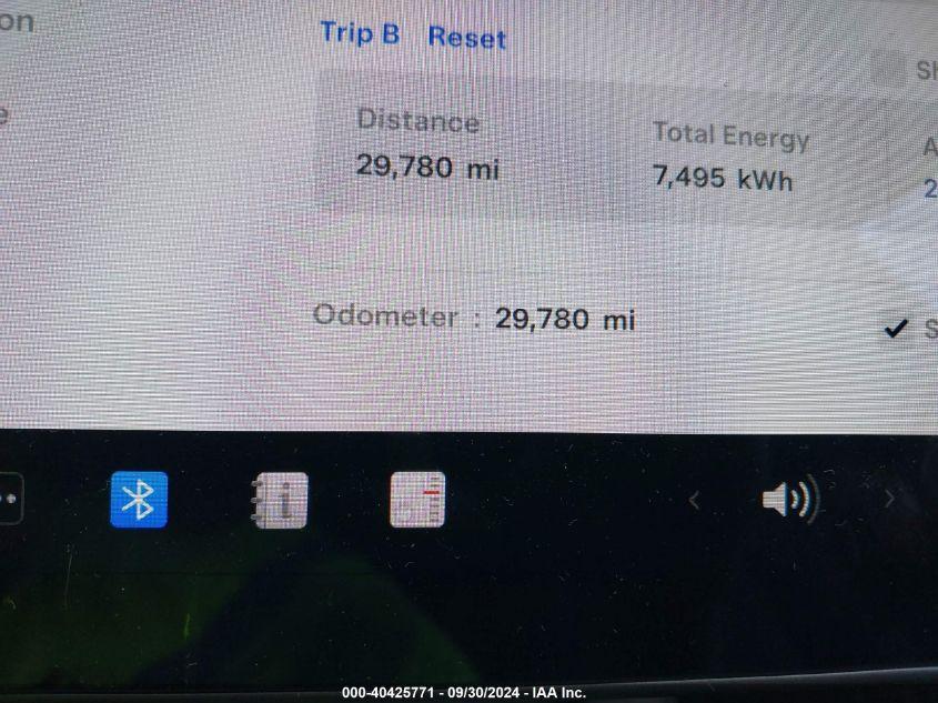 TESLA MODEL 3 STANDARD RANGE PLUS REAR-WHEEL DRIVE 2021