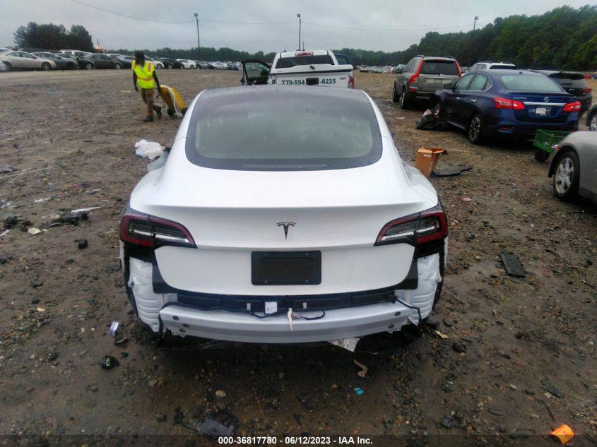 TESLA MODEL 3  2022