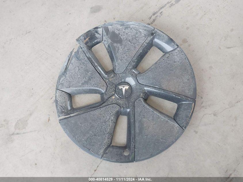 TESLA MODEL 3 STANDARD RANGE PLUS REAR-WHEEL DRIVE 2021