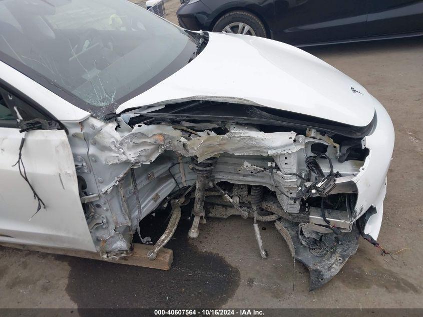 TESLA MODEL 3 REAR-WHEEL DRIVE 2022