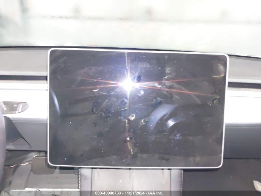 TESLA MODEL 3 STANDARD RANGE PLUS REAR-WHEEL DRIVE 2021