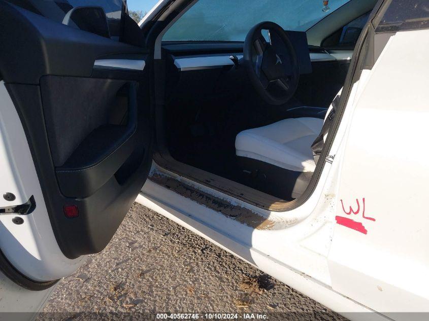 TESLA MODEL 3 LONG RANGE DUAL MOTOR ALL-WHEEL DRIVE 2022