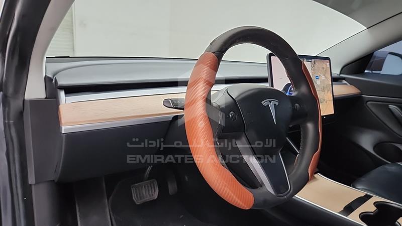 Tesla Model 3  2020