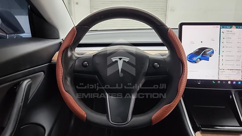 Tesla Model 3  2020