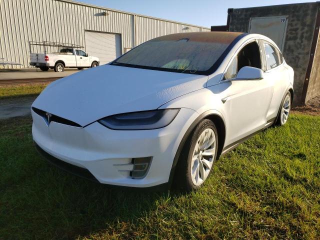 TESLA MODEL X  2020