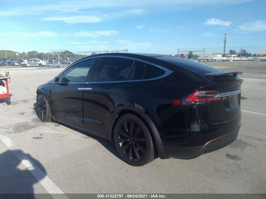 TESLA MODEL X  2019