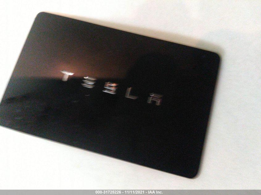 TESLA MODEL Y LONG RANGE 2021