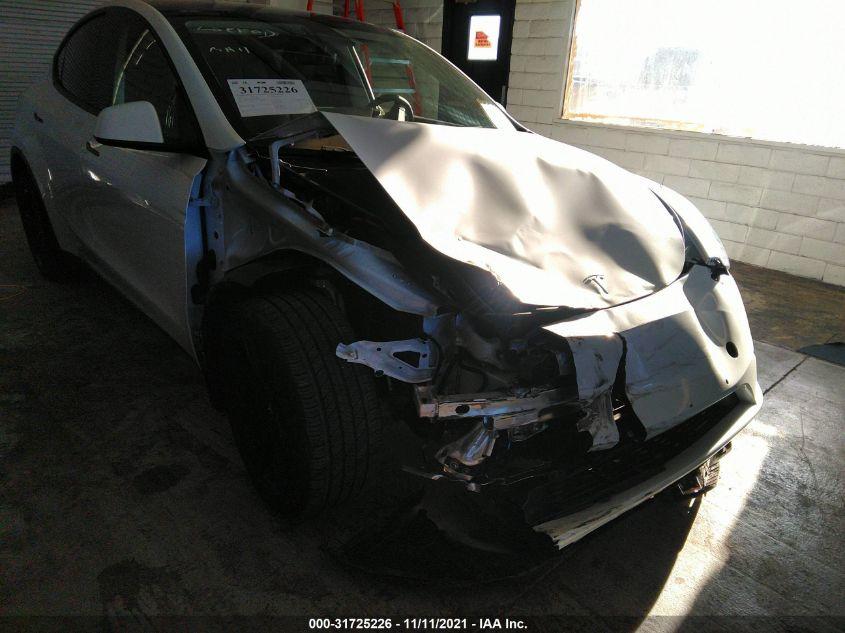 TESLA MODEL Y LONG RANGE 2021