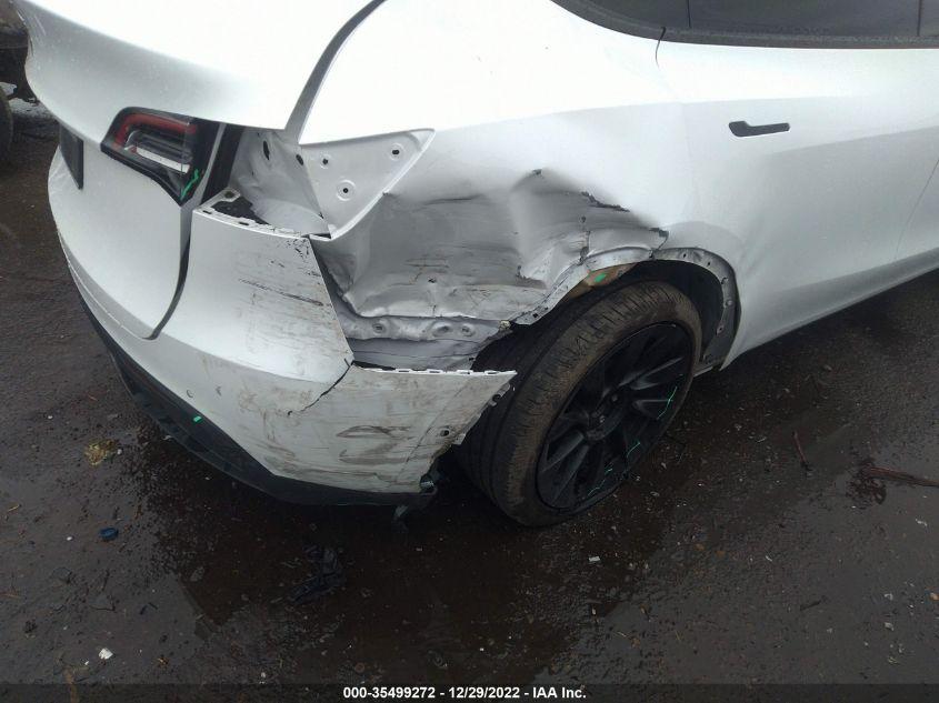 TESLA MODEL Y LONG RANGE 2021