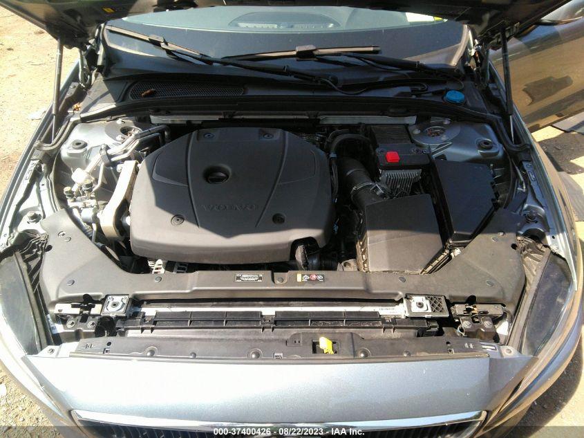 VOLVO S60 MOMENTUM 2021