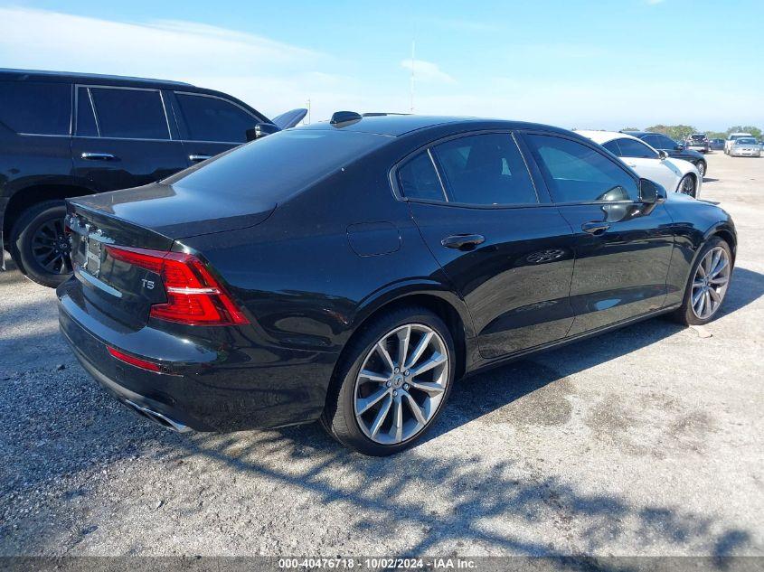 VOLVO S60 T5 MOMENTUM 2021