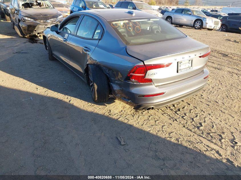 VOLVO S60 T5 MOMENTUM 2021