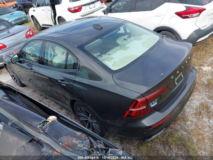 VOLVO S60 T5 MOMENTUM 2021