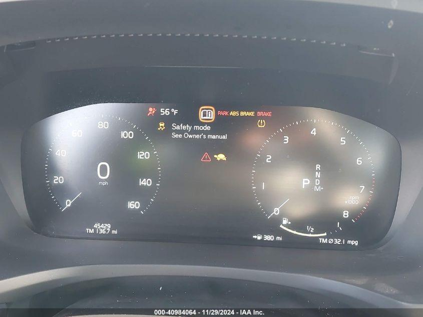 VOLVO S60 B5 MOMENTUM 2022