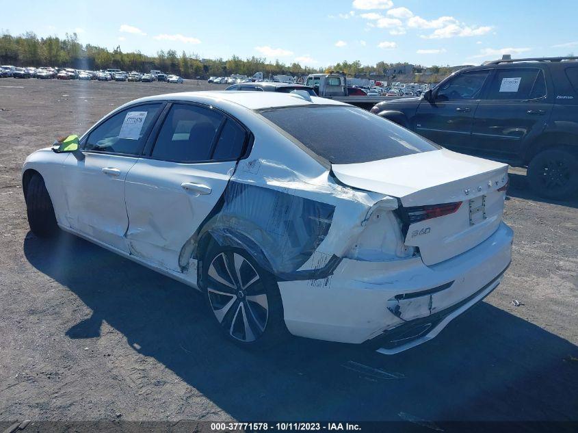 VOLVO S60 MOMENTUM/INSCRIPTION 2022