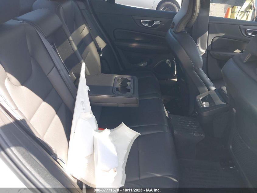 VOLVO S60 MOMENTUM/INSCRIPTION 2022