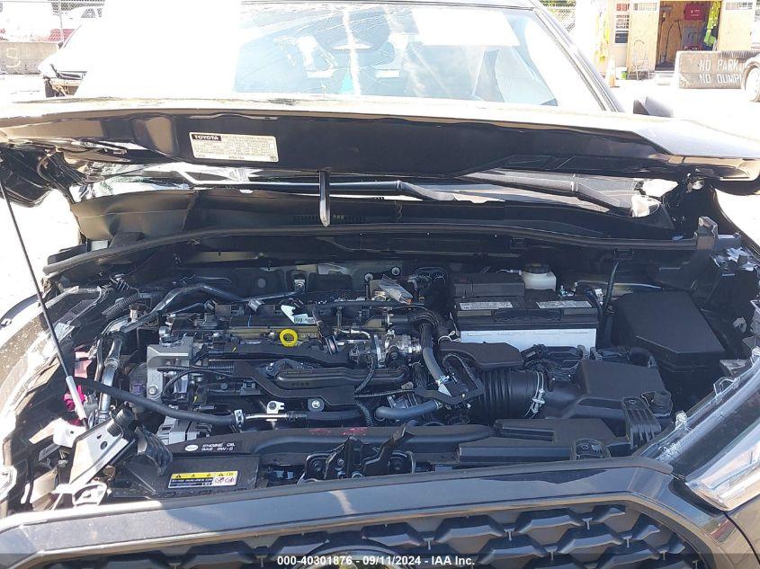 TOYOTA COROLLA CROSS L 2024