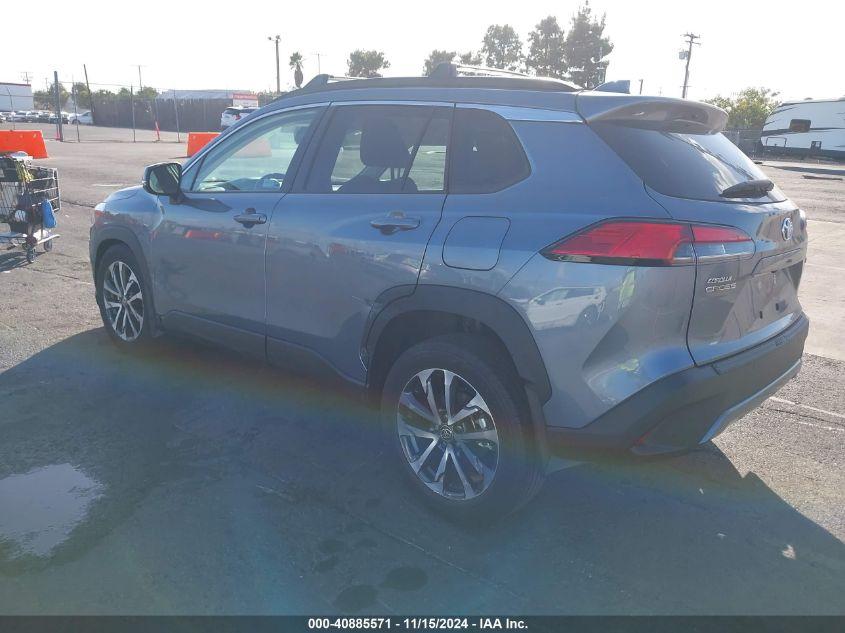 TOYOTA COROLLA CROSS XLE 2024