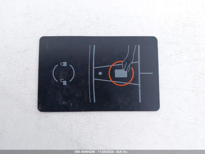 TESLA MODEL X PLAID TRI MOTOR ALL-WHEEL DRIVE 2022