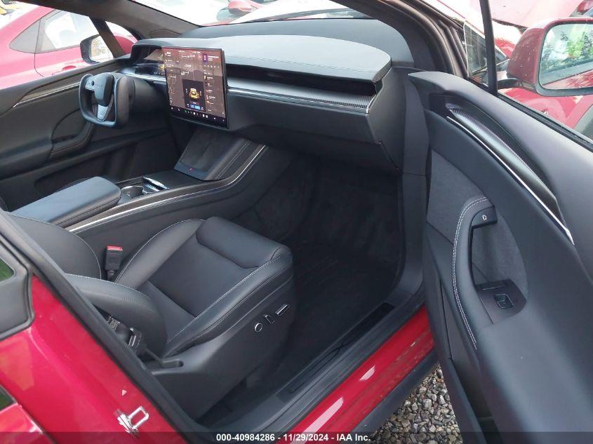 TESLA MODEL X PLAID TRI MOTOR ALL-WHEEL DRIVE 2022