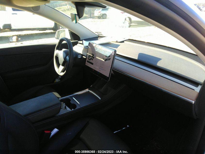 TESLA MODEL Y PERFORMANCE 2022